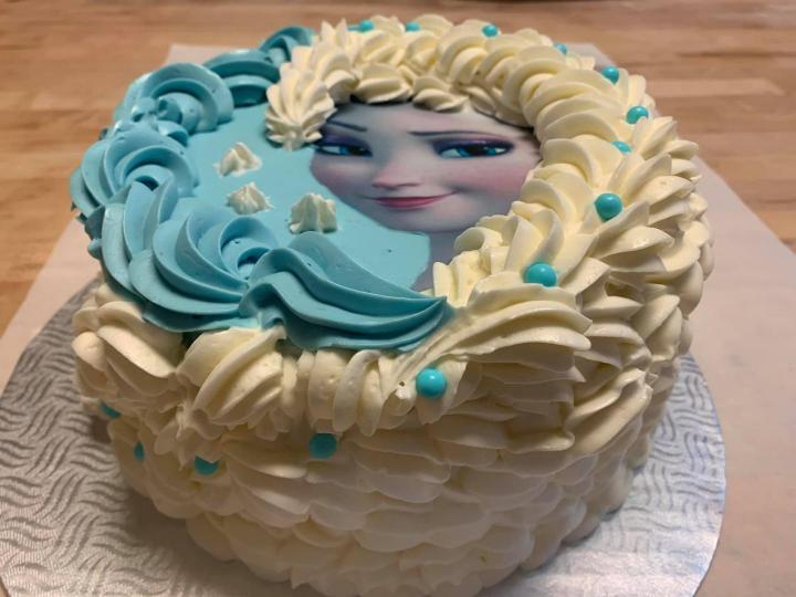 Gâteaux d’anniversaire sur mesure Montréal-Est